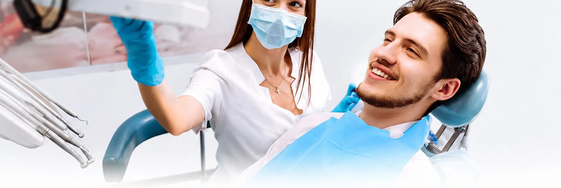 Disposable Adult Bibs / Aprons